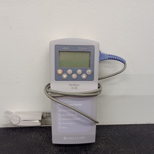 Nellcor Oximax N-65 Pulse Oximeter 