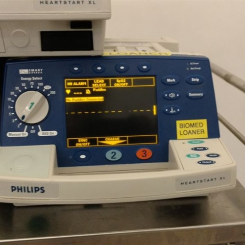 Lot of 5 - Philips HeartStart XL M4735A Smart Biphasic Defibrillators (With 5 M3516A Batteries)
