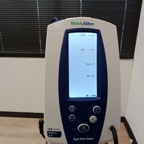 Welch Allyn Vital Signs Monitor With Stand 