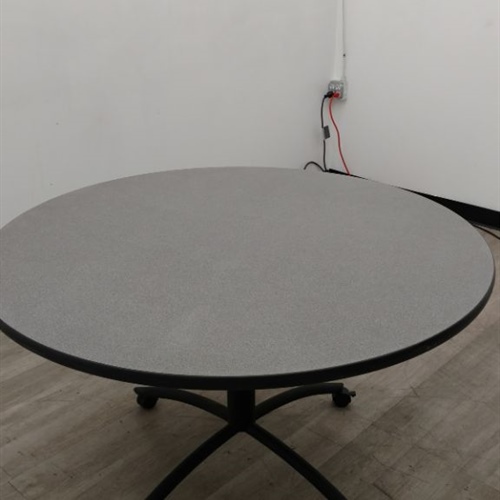 Round Table On Wheels 
