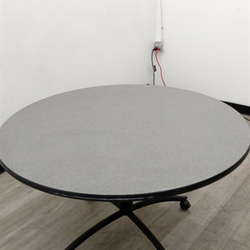 Round Table On Wheels 