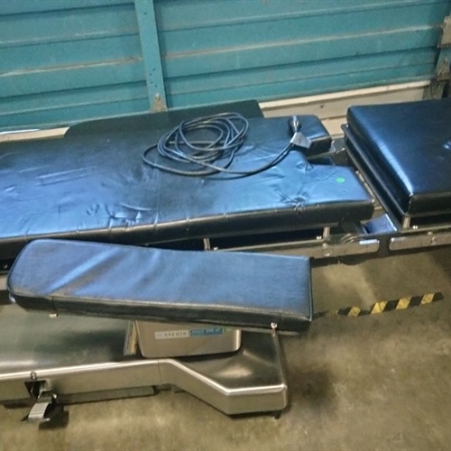 Steris AMSCO 3085 SP Surgical Table