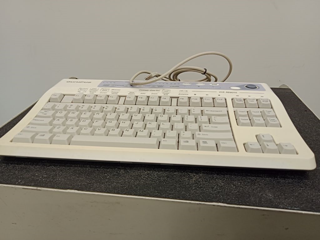 Olympus MAJ-1429 Keyboard | Auction 25775