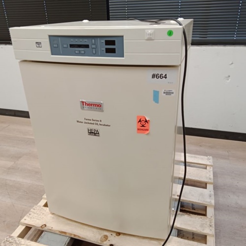 Thermo CO2 Water Jacketed Incubator