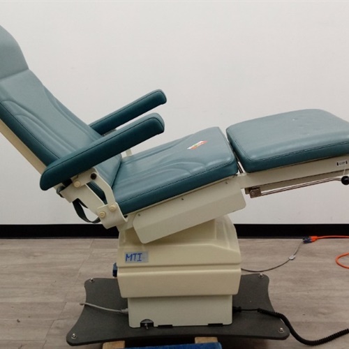 MTI 525 Procedure Chair 