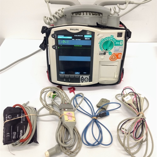 Philips HeartStart MRX Patient Monitor w/ Battery & Leads (SpO2-NBP-IBP-Temp-Pacing)