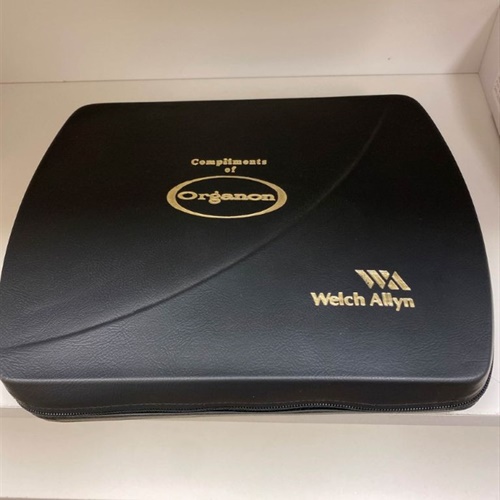 Welch Allyn Fiber Optic Laryngoscope Set w/ Case (No. 05601)