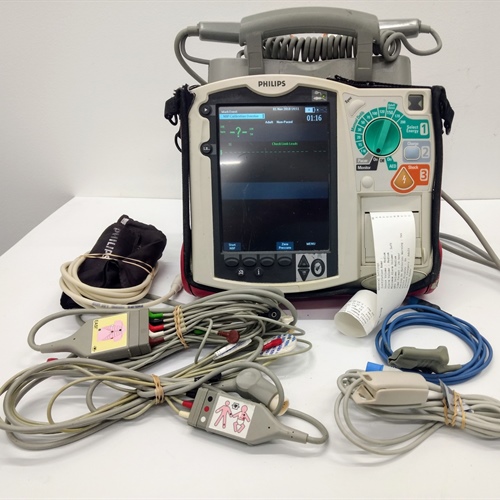 Philips HeartStart MRX Patient Monitor w/ Battery & Leads (SpO2-NBP-IBP-Temp-Pacing)