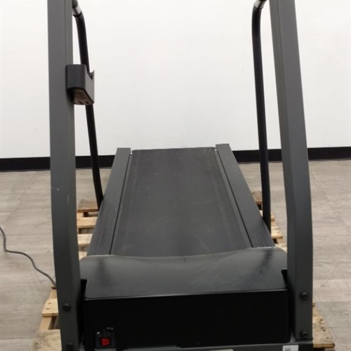 SportsArt Treadmill 3200 (No key)