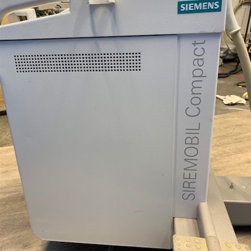 2001 Siemens Compact C-Arm - Edit to Correct Manufacture Date