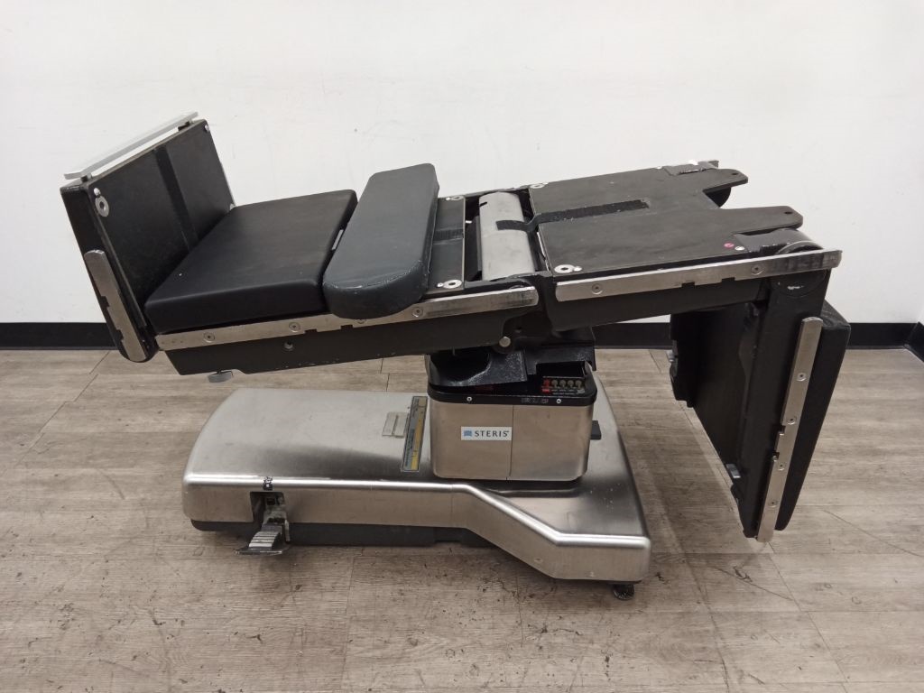 Steris Amsco 3080 SP Surgical Table | Auction 18952