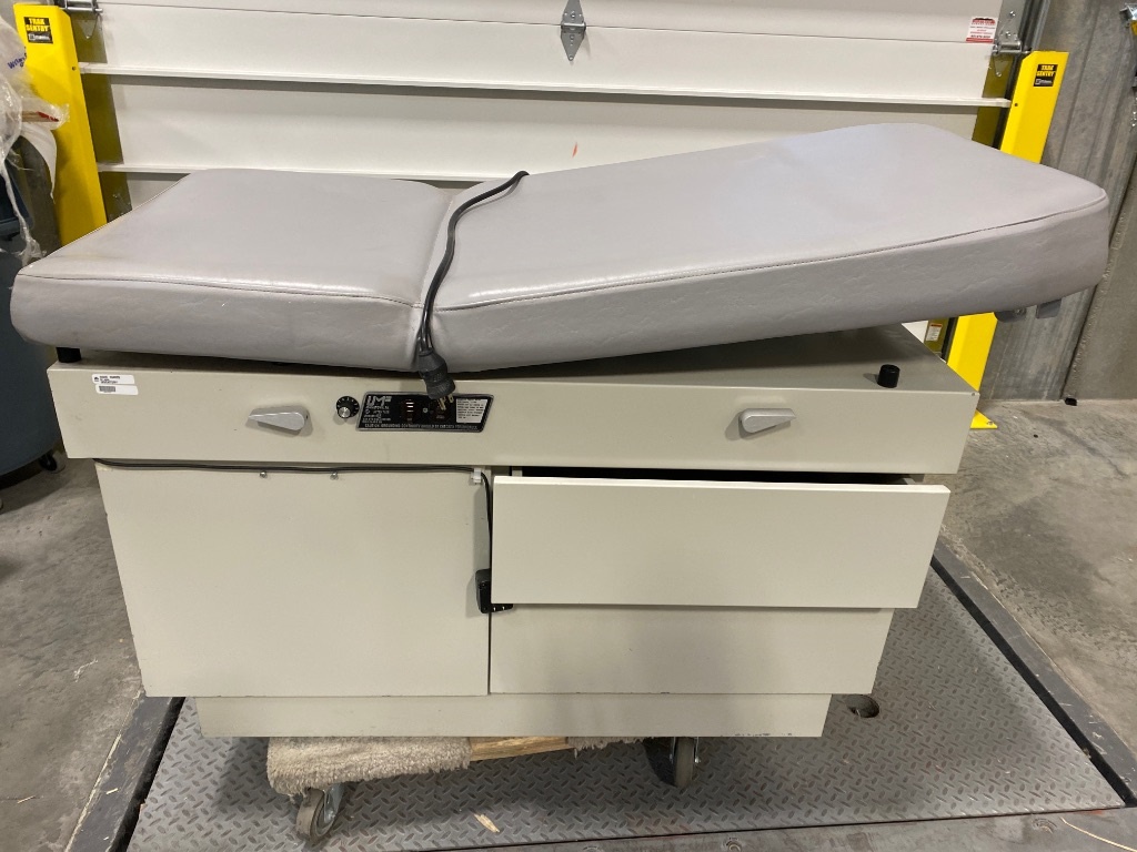 Umf Medical 5140 Examination Table 