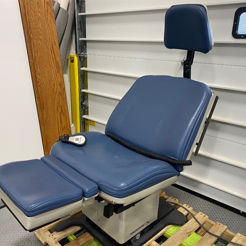 Midmark Ritter 411 Exam Chair | Auction 22964