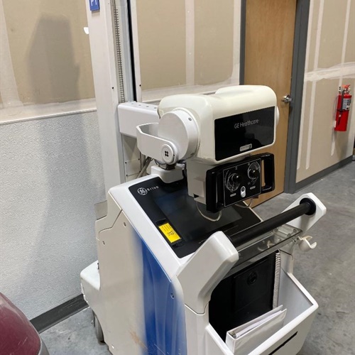 GE Brivo XR285AMX Mobile Radiographic X-Ray Unit