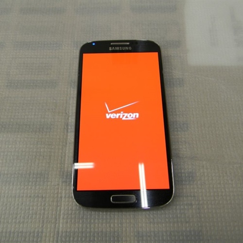 Samsung Galaxy S4 Verizon Cell Phone 16gb  (Black) *No cables