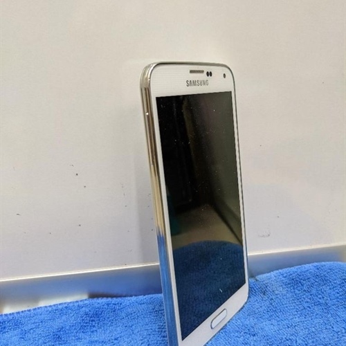 Samsung-Galaxy S5 16gb White   (charger not included)