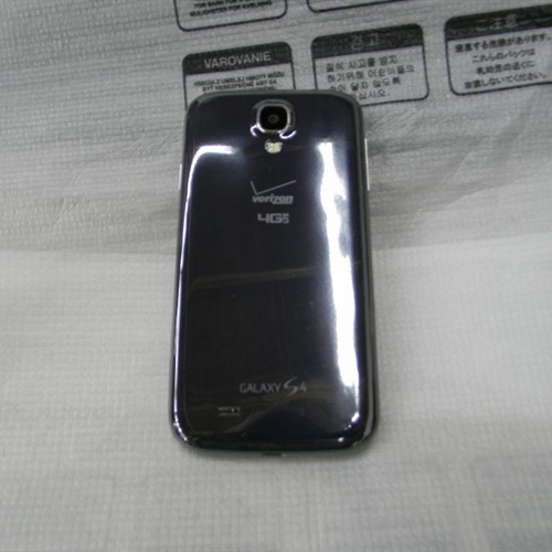 Samsung Galaxy S4 Verizon Cell Phone 16gb  (Black) *No cables