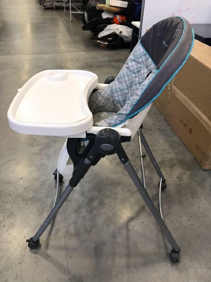 Eddie Bauer Rolling High Chair Auction 2001