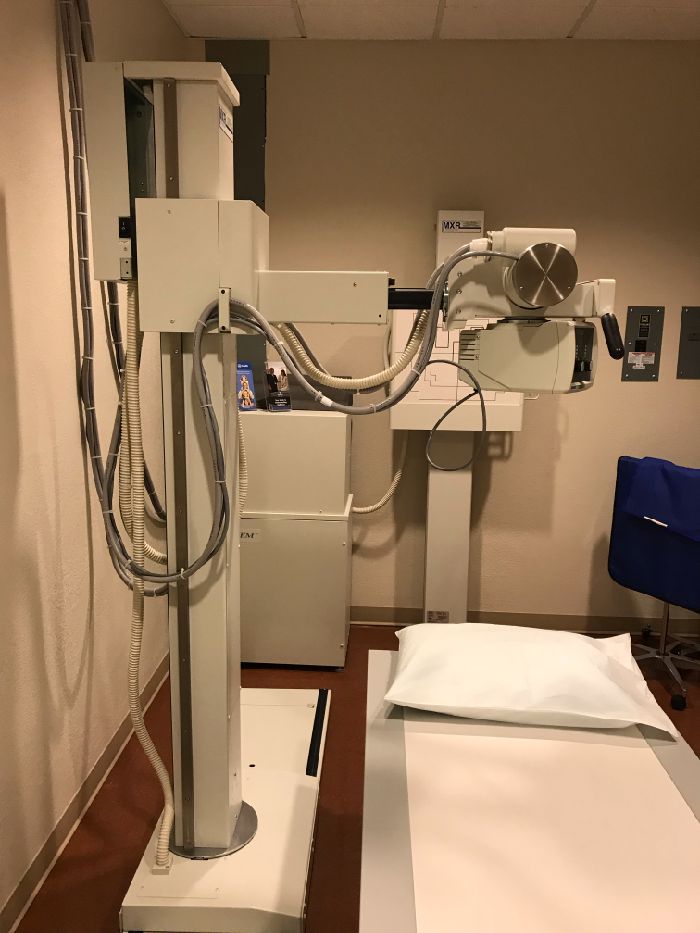 Del Medical XRay unit and Konica Regius 110 CR Reader Auction 1517